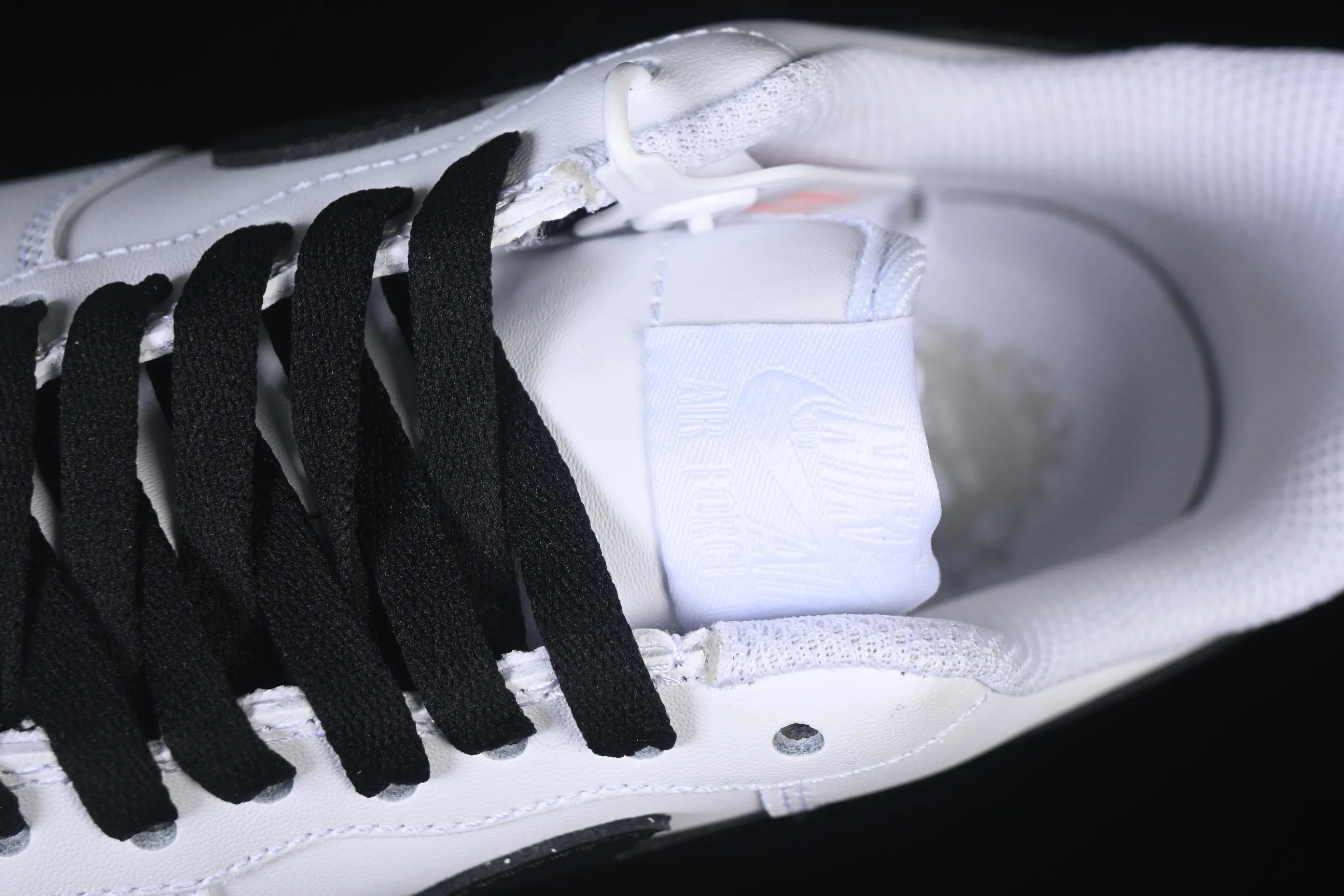 All categories Nk Air Force 1 Air Force series Nk Air Force 1 Low Air Force low-top Nike Air Force 1'07 Low Two-dimensional theme Xiongtu Air Force One low-top casual sneakers ZH0316-135